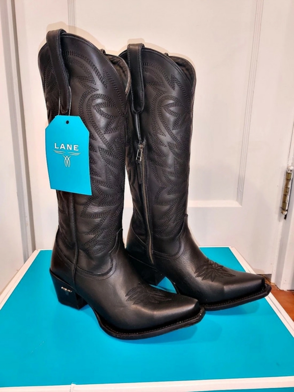 Lane Boots Smokeshow Boot Embroidered Heeled Cowboy Cowgirl Boots Black US 8 NWT